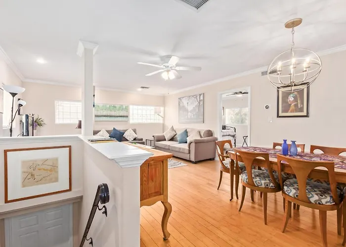 Desert Rose - Secluded One Bedroom In Old Town Scottsdale, Arizona *