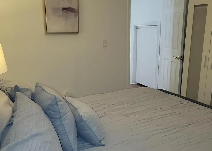 Desert Rose - Secluded One Bedroom In Old Town Scottsdale, Arizona Apartment *