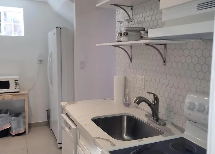 Desert Rose - Secluded One Bedroom In Old Town Scottsdale, Arizona *